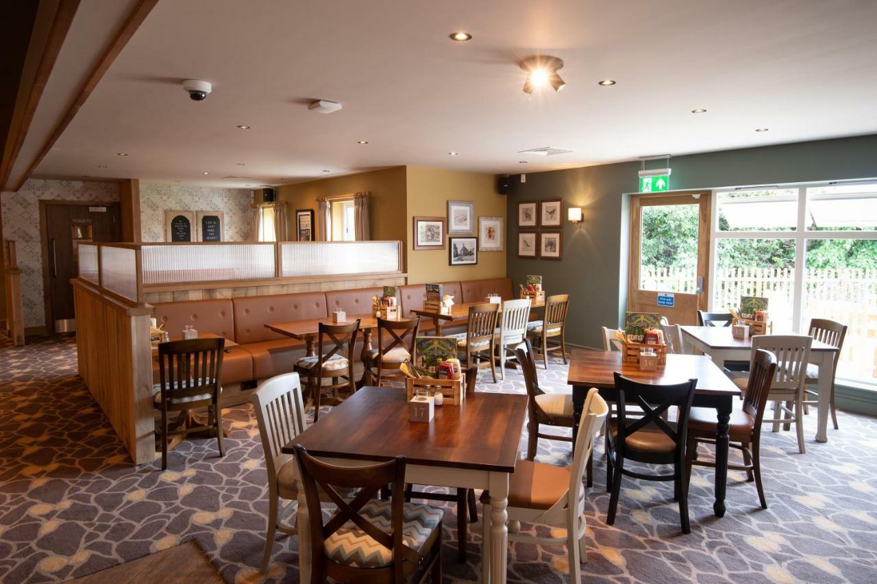 Paisley Pear, Brackley By Marston'S Inns Экстерьер фото